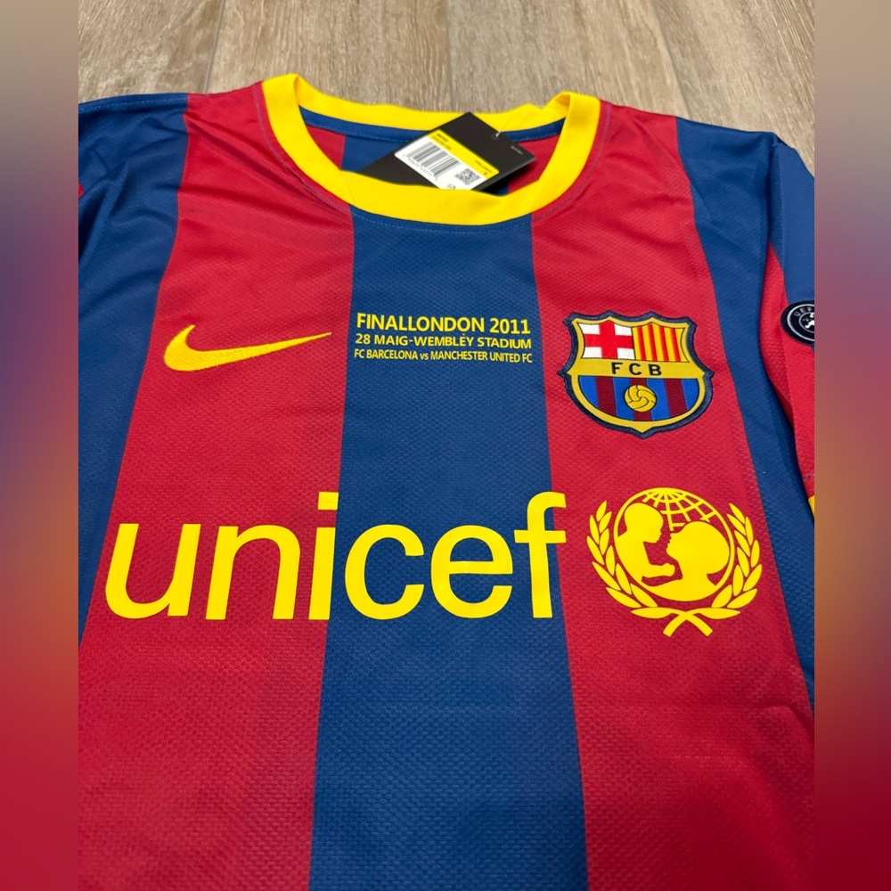 Barcelona Messi 10 Retro Champions League Final 2011 - Picture 4 of 6